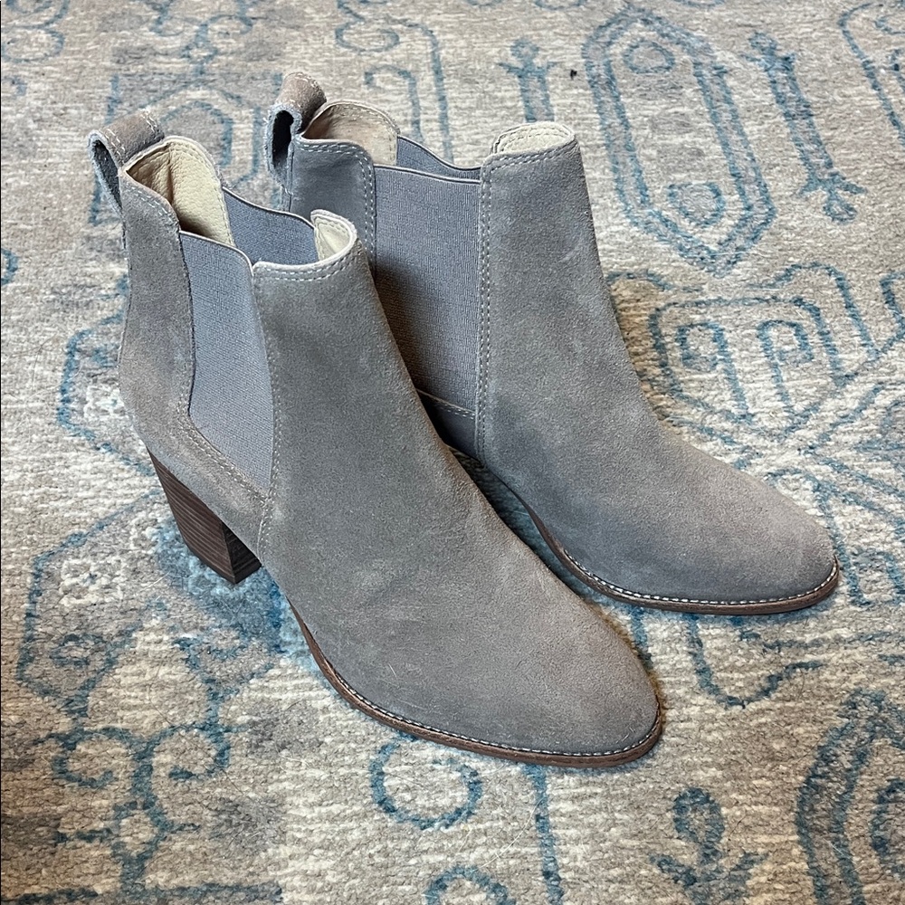 Madewell Tan Suede Chelsea Ankle Boots - Women's Heeled Booties